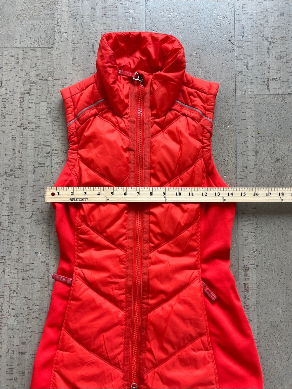 Athleta PrimaLoft Insulated Vest Womens XXS Coral Full Zip Stretch Running - Picture 8 of 10